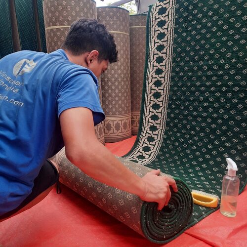 proses cuci karpet green laundry surabaya cepat